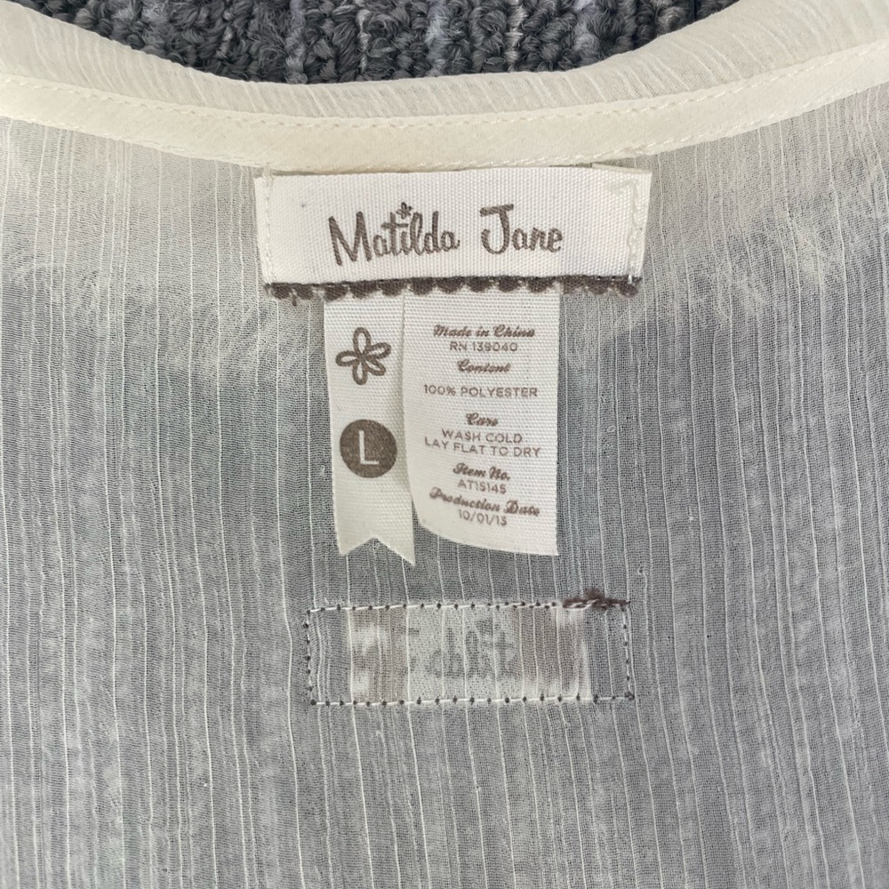Matilda Jane Sheer White Sleeveless Tunic with Colorful Pattern - Picture 2 of 6
